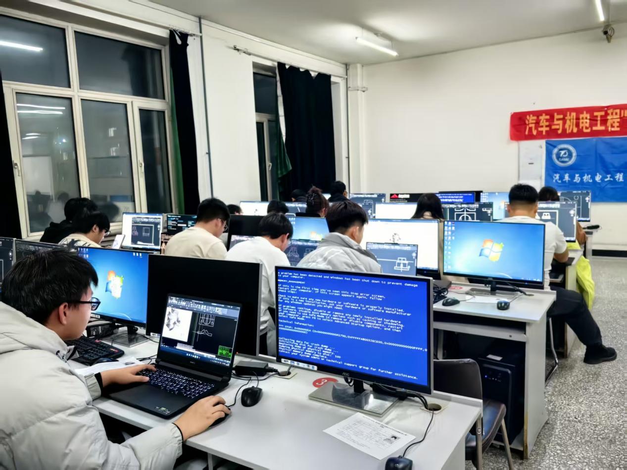 计算机成图技术与产品信息建模创新大赛成功举办 以赛促学，锻造数字工匠